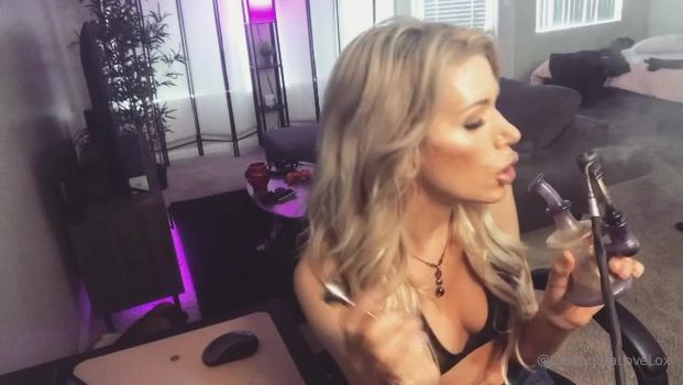 Cassandra_Lovelox