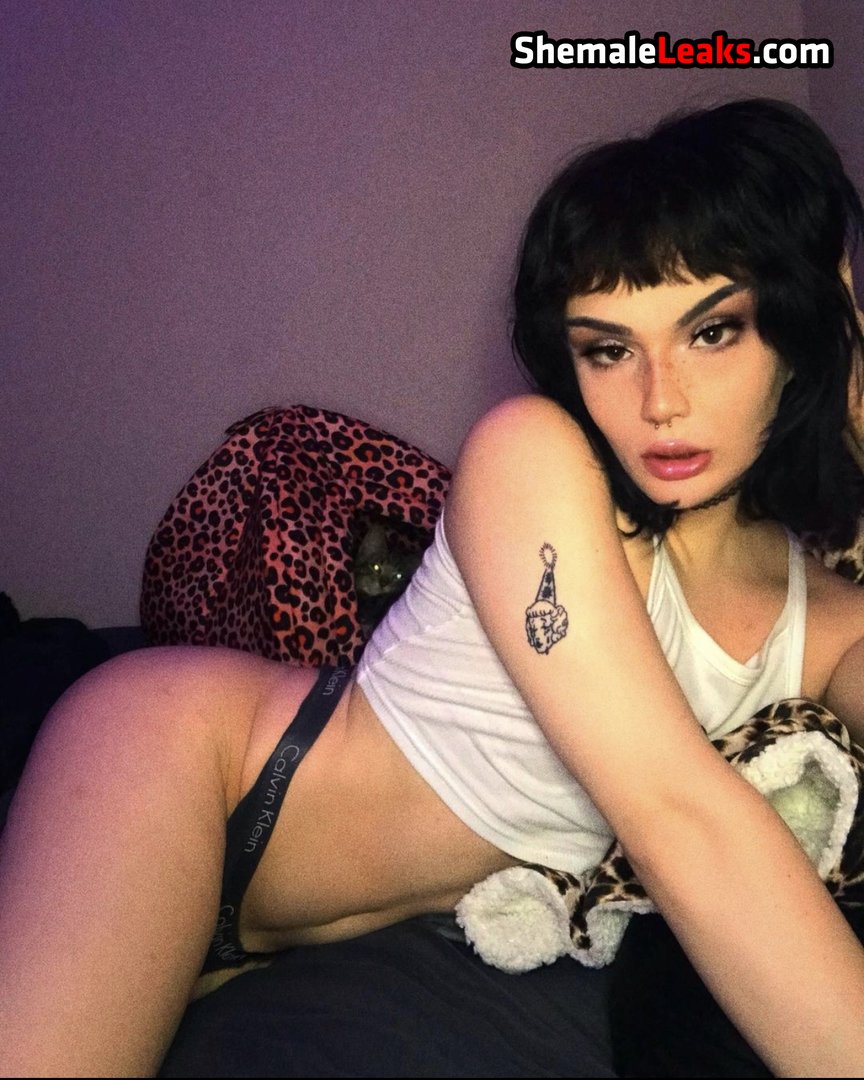Triggdivine – trannystoner OnlyFans Leaks (90 Photos and 4 Videos)