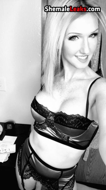 Kayleigh Coxx