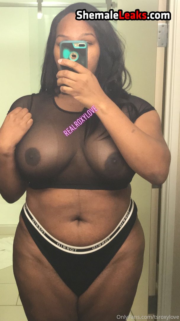 Ts Roxxy – tsroxylove OnlyFans Leaks (53 Photos and 2 Videos)