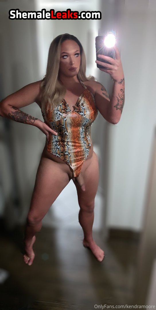 Kendra Moore – kendra_moore22 OnlyFans Leaks (28 Photos and 3 Videos)