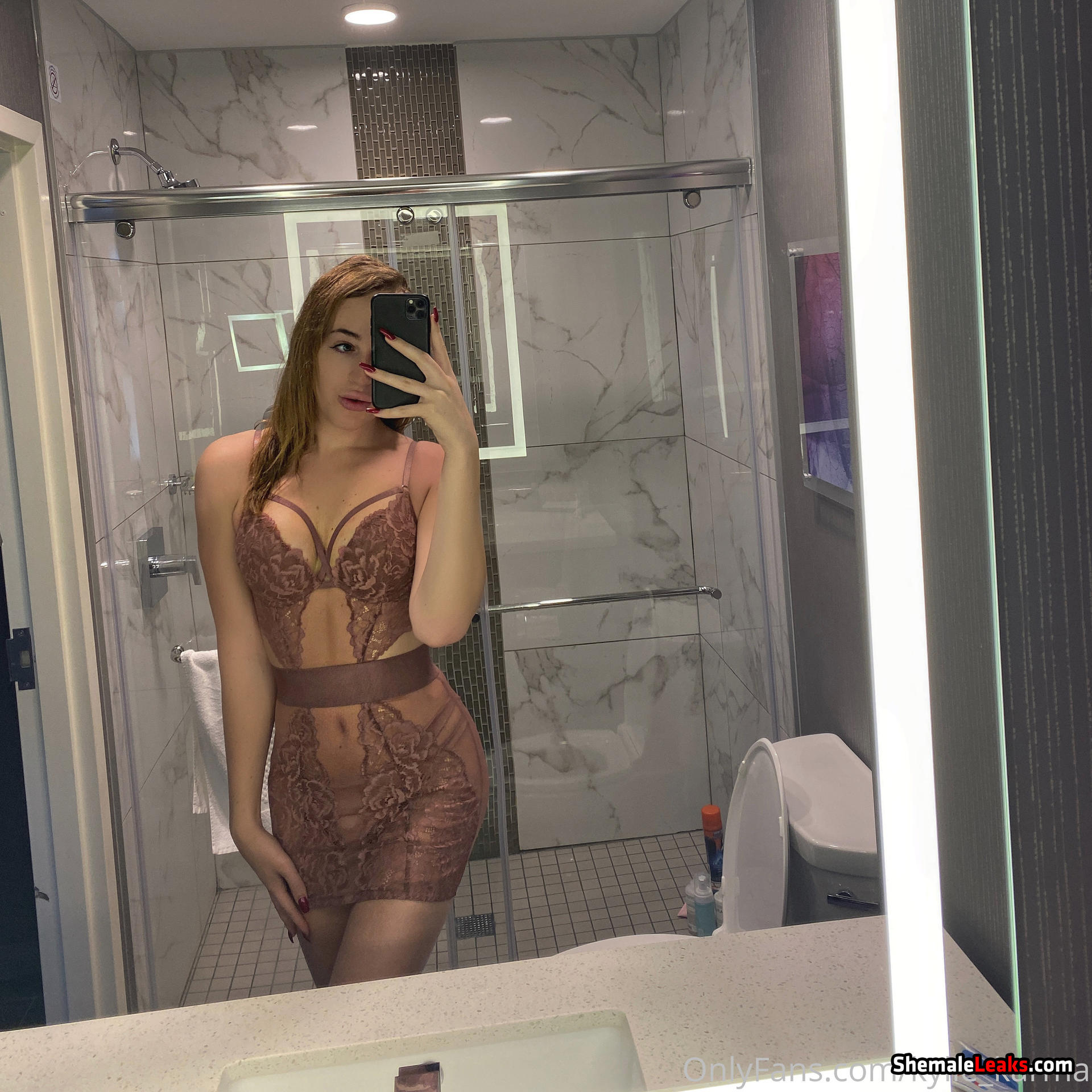 Kylie Karma – kyliekarma23 OnlyFans Leaks (42 Photos and 3 Videos)