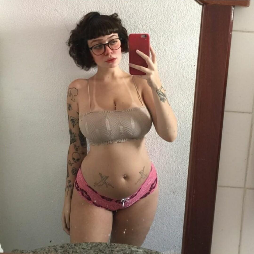 Amy.maveriick (amyikes) Nude OnlyFans Leaks (9 Photos)