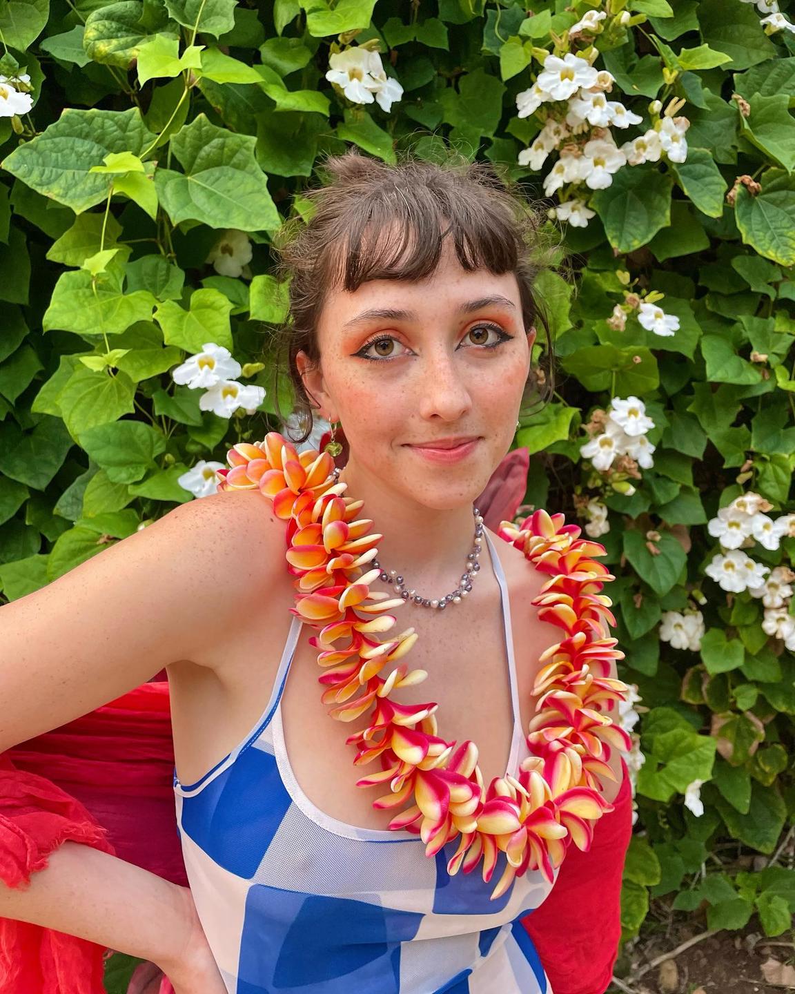 Anuhea Nihipali Nude Leaks (7 Photos) - ShemaleLeaks