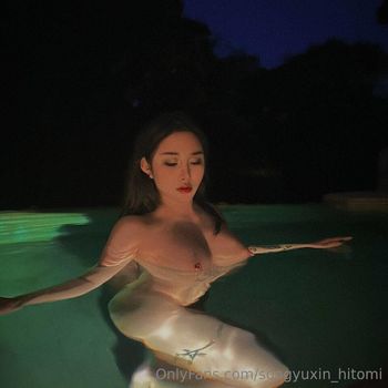 hitomi_official Leaked Nude OnlyFans (Photo 14)