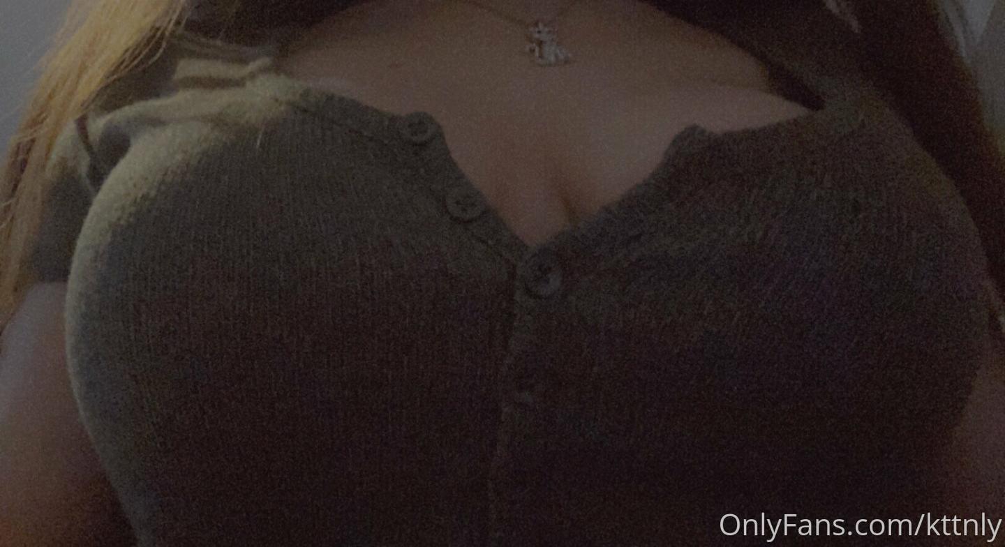 Kittnly (Luvbwug) Nude OnlyFans Leaks (24 Photos)