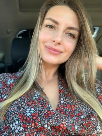 Rowsvee Leaked Nude OnlyFans (Photo 17) - ShemaleLeaks