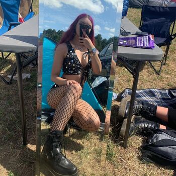 2bratty Leaked Nude OnlyFans (Photo 21)