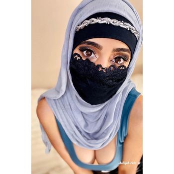 Aaliyah Aziz Leaked Nude OnlyFans (Photo 16)