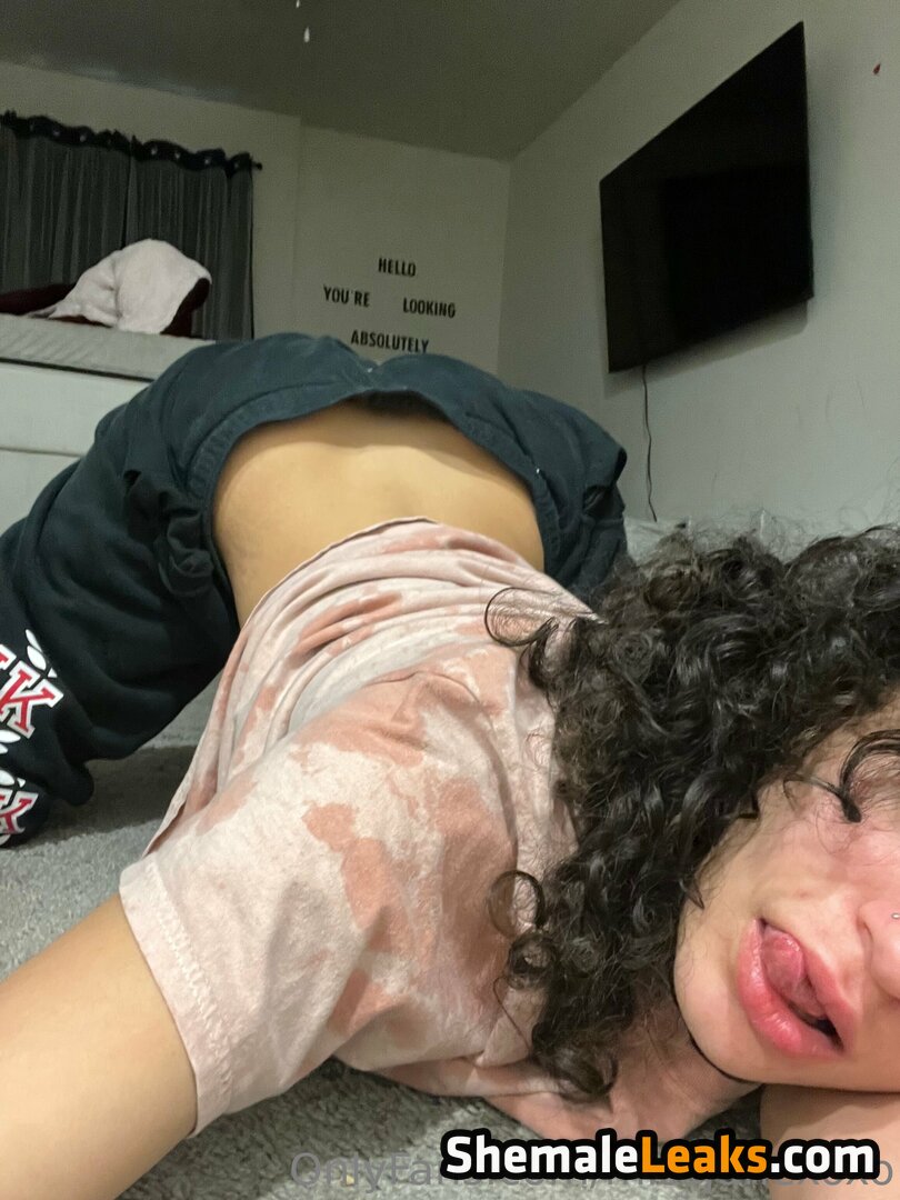 aaliyahcruz00 / aaliyahfuckingcruz Nude OnlyFans (Photo 28)