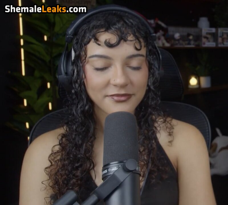 Kirby from After The Credits / aannmaryy / cw / kirbyandblue Nude OnlyFans (Photo 26)