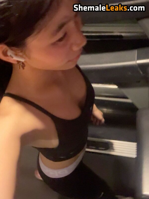 Saipetch B. / aaomhelloo Nude OnlyFans (Photo 27)