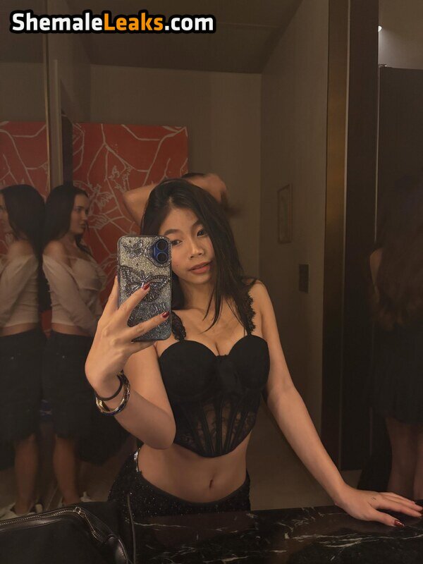 Saipetch B. / aaomhelloo Nude OnlyFans (Photo 42)