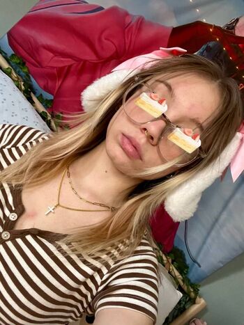 Abbi Bunny Leaked Nude OnlyFans (Photo 11)