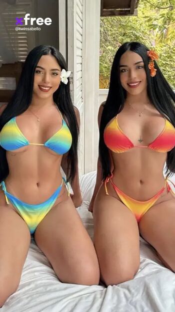 Abello Gemelas Leaked Nude OnlyFans (Photo 3)
