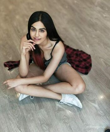 Adah Sharma Leaked Nude OnlyFans (Photo 27)