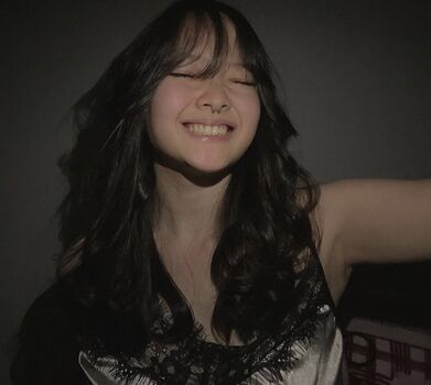 Adelina Agraisha