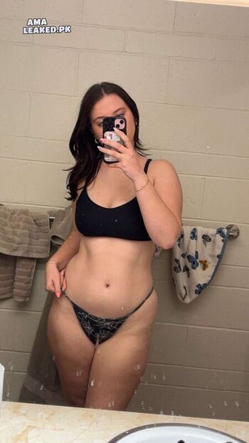 Adia Szell Leaked Nude OnlyFans (Photo 8)