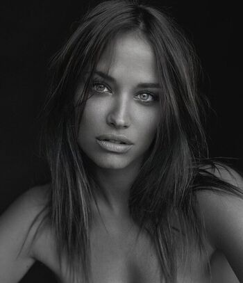 Agathe Teyssier Leaked Nude OnlyFans (Photo 1)