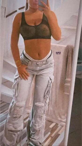 AishaYip Leaked Nude OnlyFans (Photo 1)