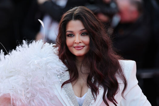 Aishwarya Rai Leaked Nude OnlyFans (Photo 8)