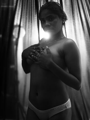 Aishwarya Vadivu Leaked Nude OnlyFans (Photo 5)