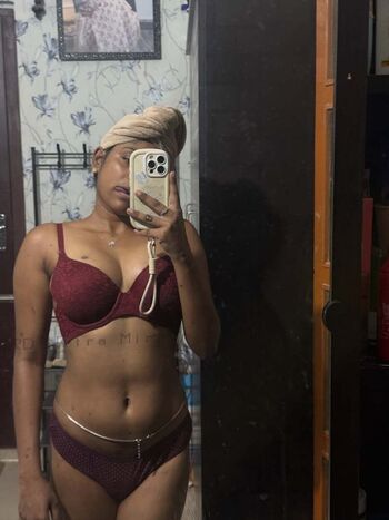 Aishwarya Vadivu Leaked Nude OnlyFans (Photo 6)