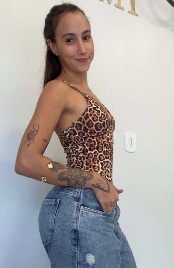 Aiuc Araújo Leaked Nude OnlyFans (Photo 2)