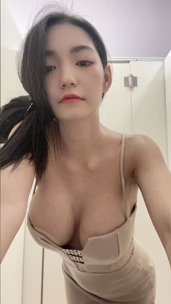 Aji Car Family Leaked Nude OnlyFans (Photo 23)