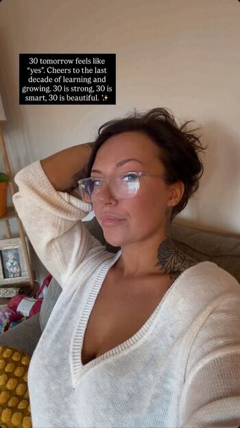 Akasha Haze Leaked Nude OnlyFans (Photo 1)