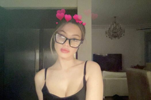 akyuliych Leaked Nude OnlyFans (Photo 99)