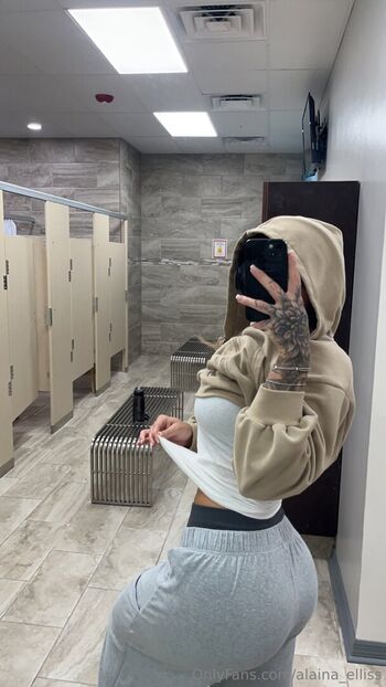 alaina_elliss