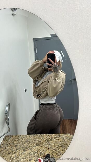 alaina_elliss