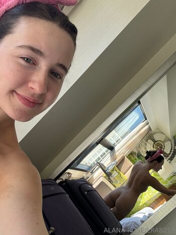Alanarose8