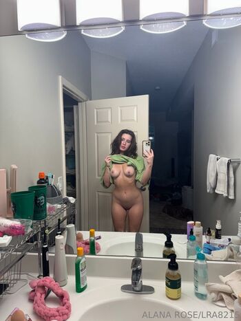 Alanarose8