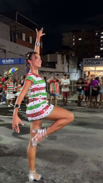 Alane Dias