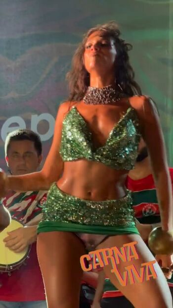 Alane Dias