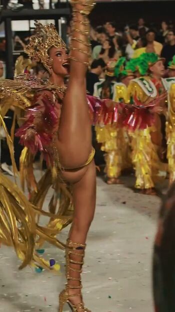 Alane Dias