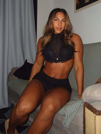 Alane Pereira Leaked Nude OnlyFans (Photo 5)