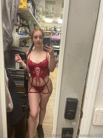 alaskababy2020 Leaked Nude OnlyFans (Photo 29)