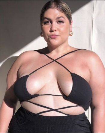 Alesandrabev Leaked Nude OnlyFans (Photo 2)