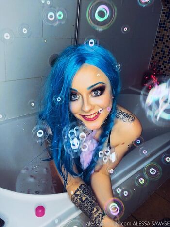 Alessa Savage