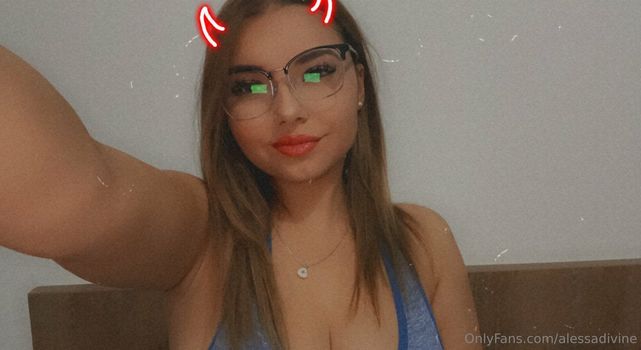 alessadivine Leaked Nude OnlyFans (Photo 19)