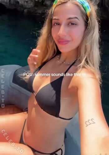 Alessandra Riili Leaked Nude OnlyFans (Photo 3)