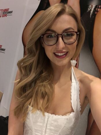 Alexa Grace