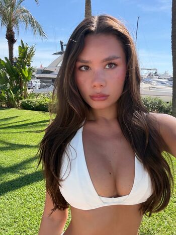Alexandra Carlsson Leaked Nude OnlyFans (Photo 2)