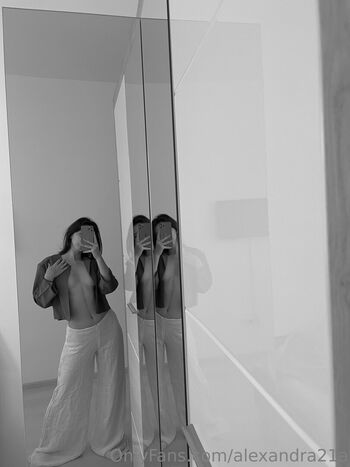 alexandra21a Leaked Nude OnlyFans (Photo 22)