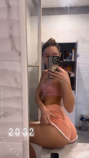Alexandraa_97 Leaked Nude OnlyFans (Photo 8)