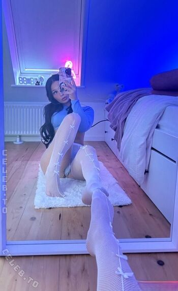 Aleyna Leaked Nude OnlyFans (Photo 9)