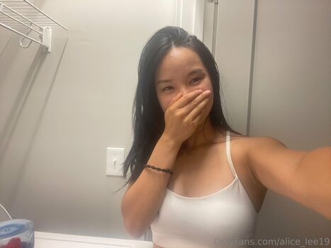 alice_lee19 Leaked Nude OnlyFans (Photo 7)